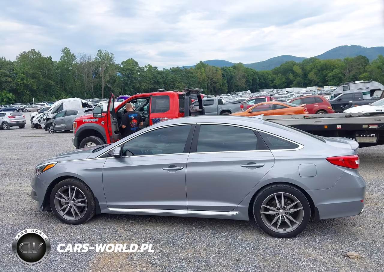 2017 Hyundai Sonata Sport 2.0T VIN:5NPE34AB5HH447281 - 14
