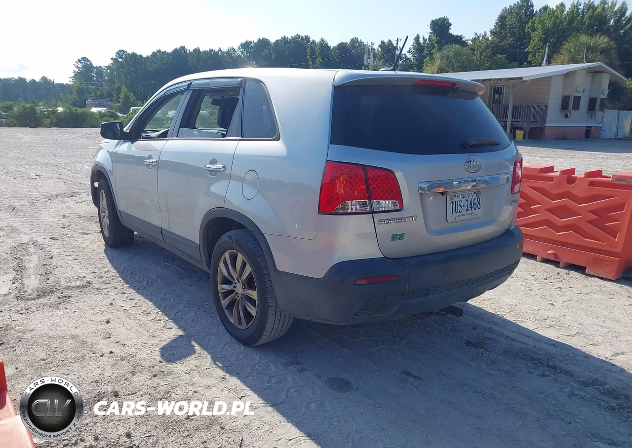 2011 Kia Sorento Ex V6 VIN:5XYKU4A27BG013040 - 3