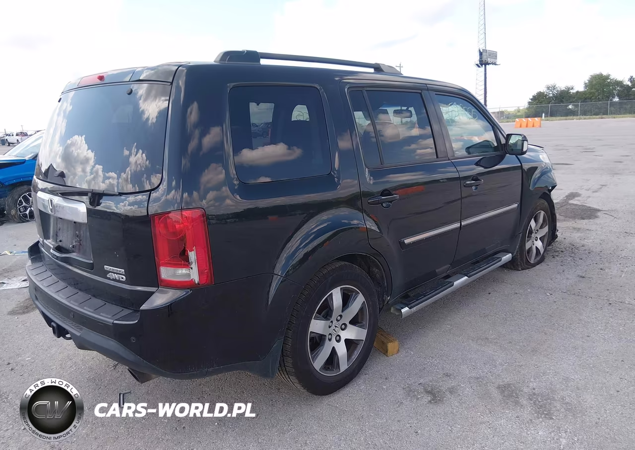 2012 Honda Pilot Touring VIN:5FNYF4H95CB071891 - 4