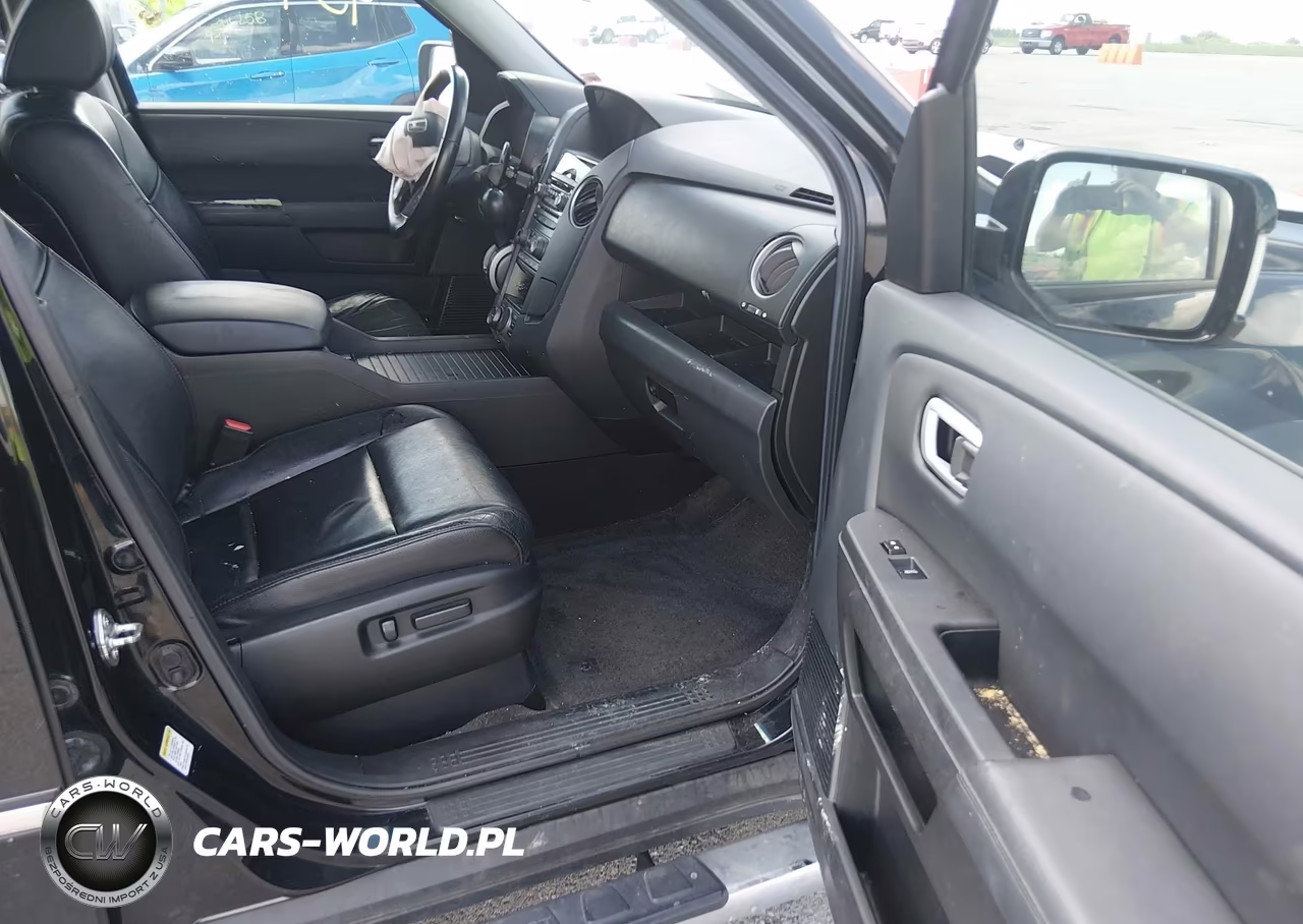 2012 Honda Pilot Touring VIN:5FNYF4H95CB071891 - 5