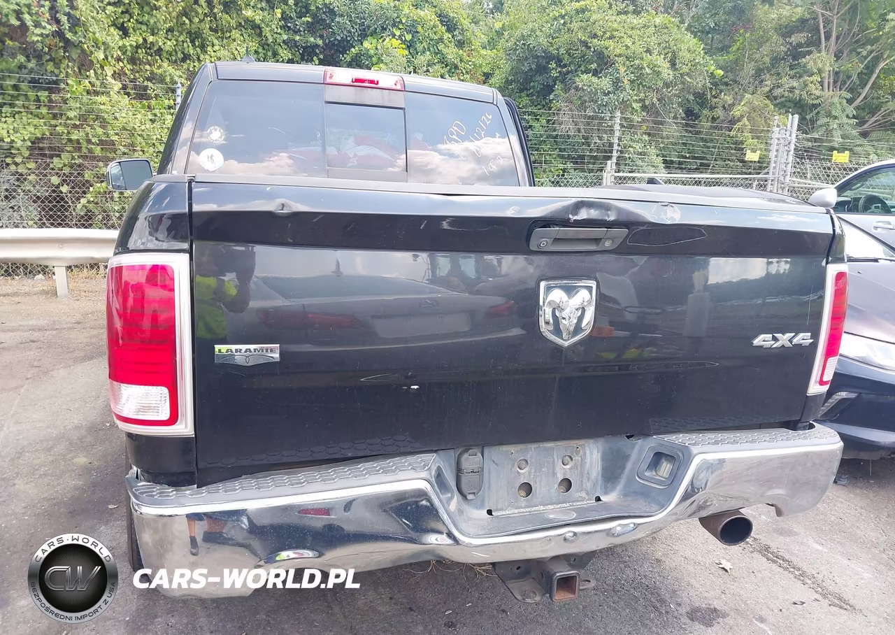 2016 Ram 1500 Laramie VIN:1C6RR7NT4GS178315 - 16