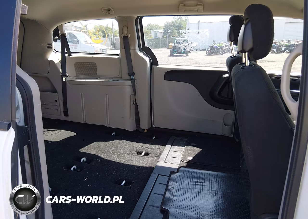 2016 Dodge Grand Caravan American Value Pkg VIN:2C4RDGBG7GR330720 - 8