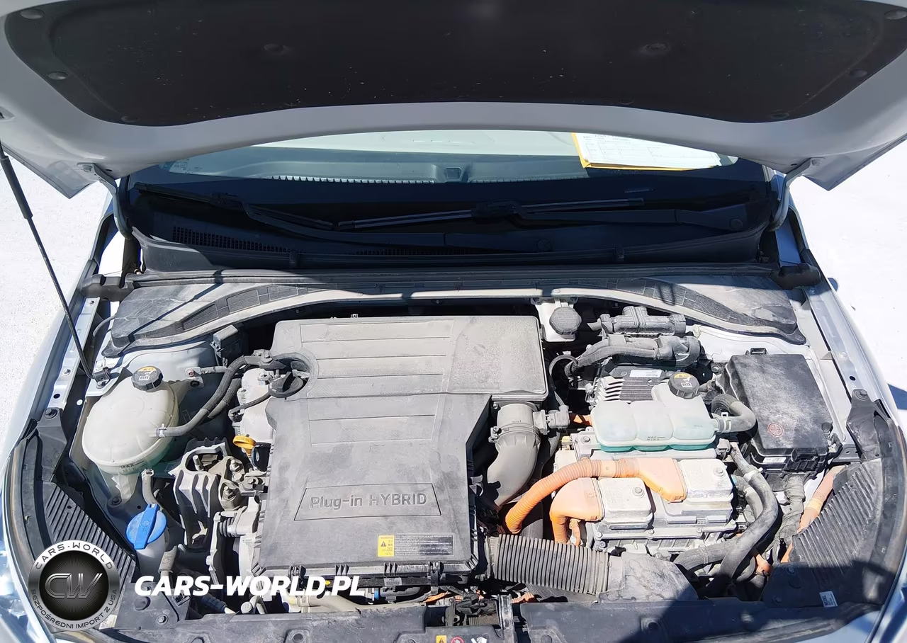 2020 Hyundai Ioniq Plug-In Hybrid Se VIN:KMHC65LD0LU219928 - 10