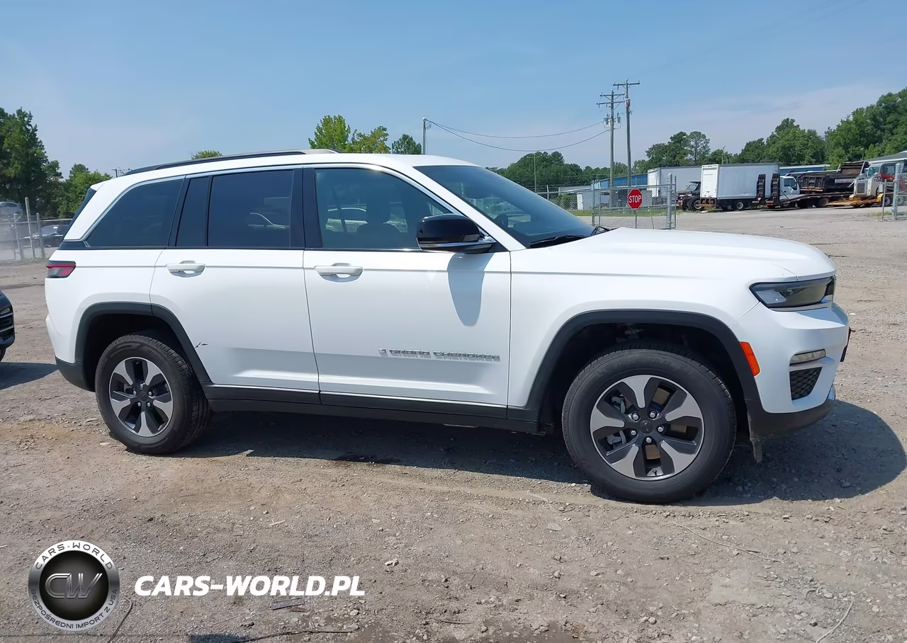 2024 Jeep Grand Cherokee 4Xe VIN:1C4RJYB64R8516798 - 13