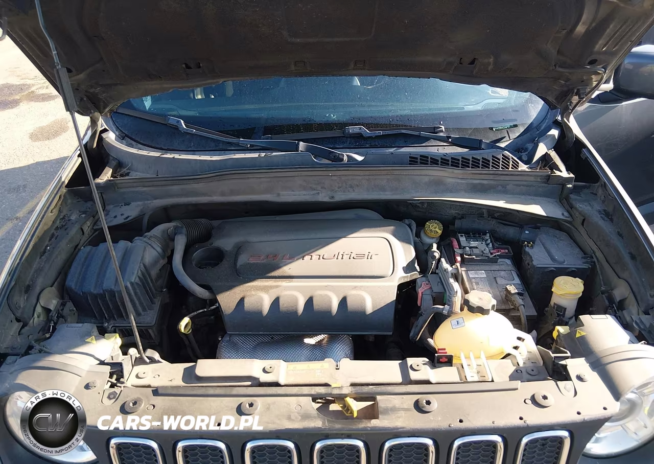 2018 Jeep Renegade Latitude Fwd VIN:ZACCJABB0JPG79889 - 10