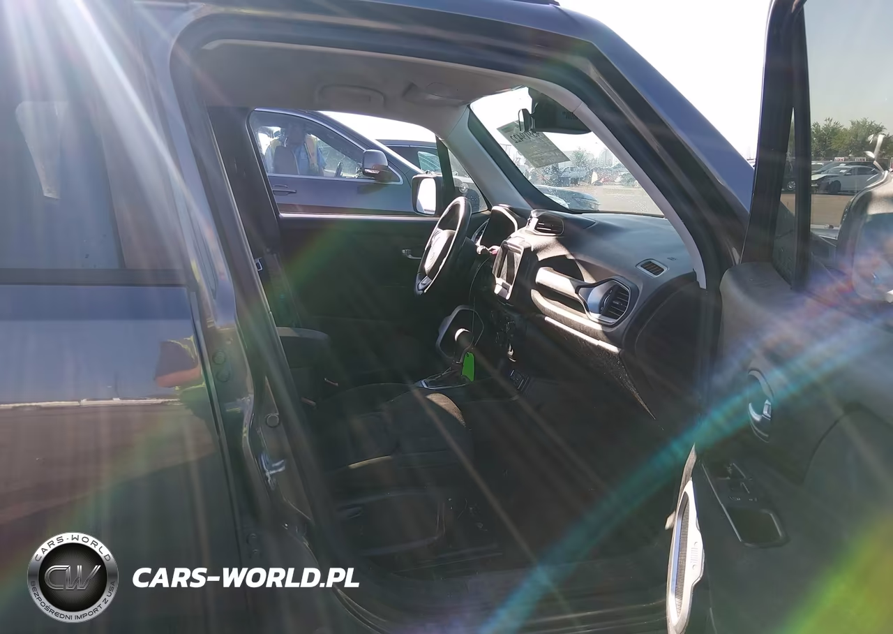 2018 Jeep Renegade Latitude Fwd VIN:ZACCJABB0JPG79889 - 5