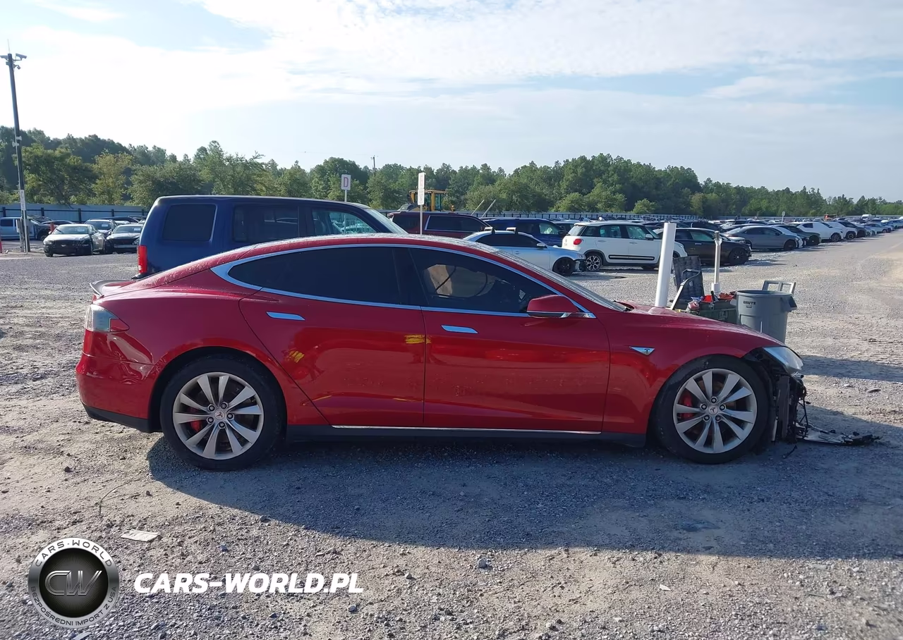 2014 Tesla Model S P85D VIN:5YJSA1H28EFP62681 - 13