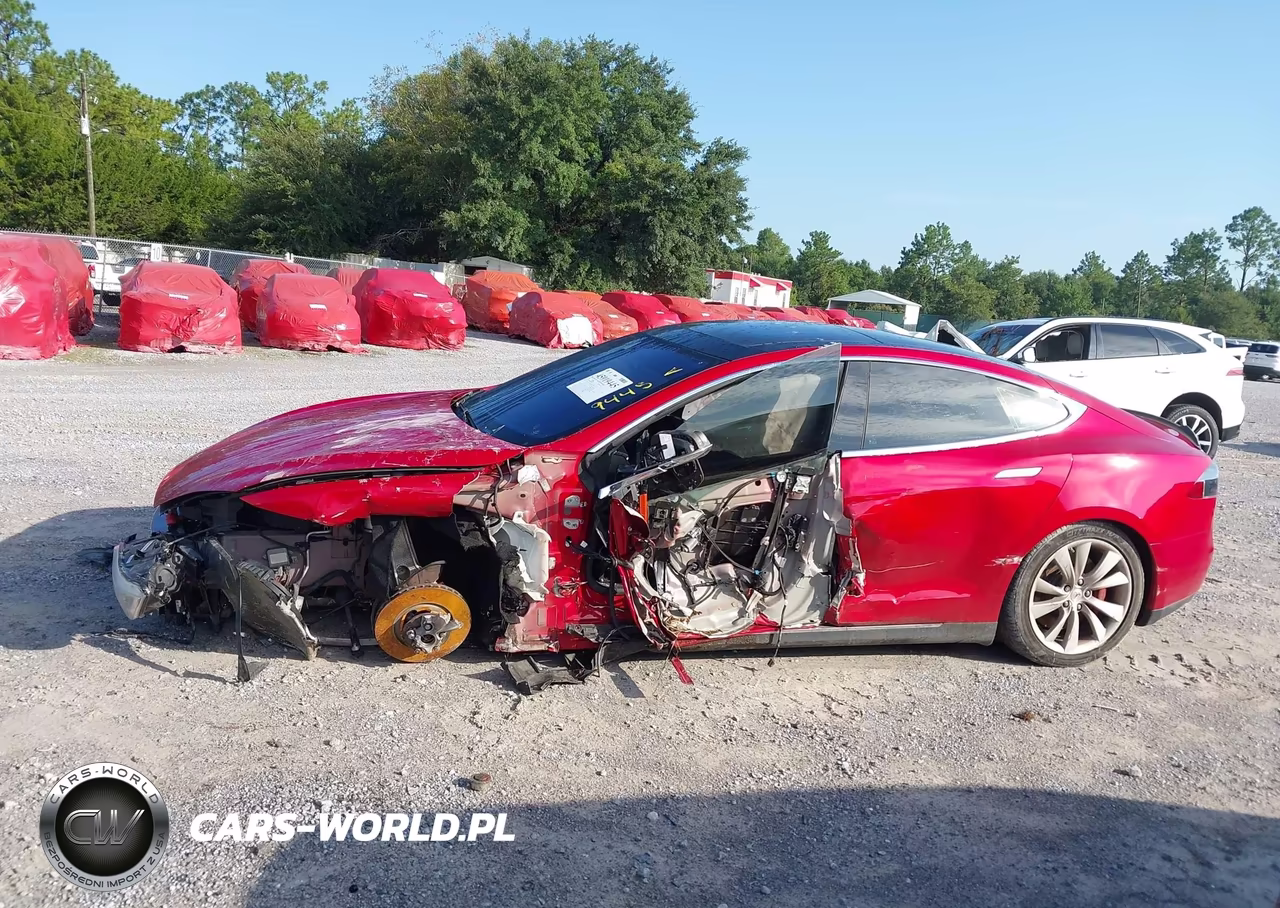 2014 Tesla Model S P85D VIN:5YJSA1H28EFP62681 - 14