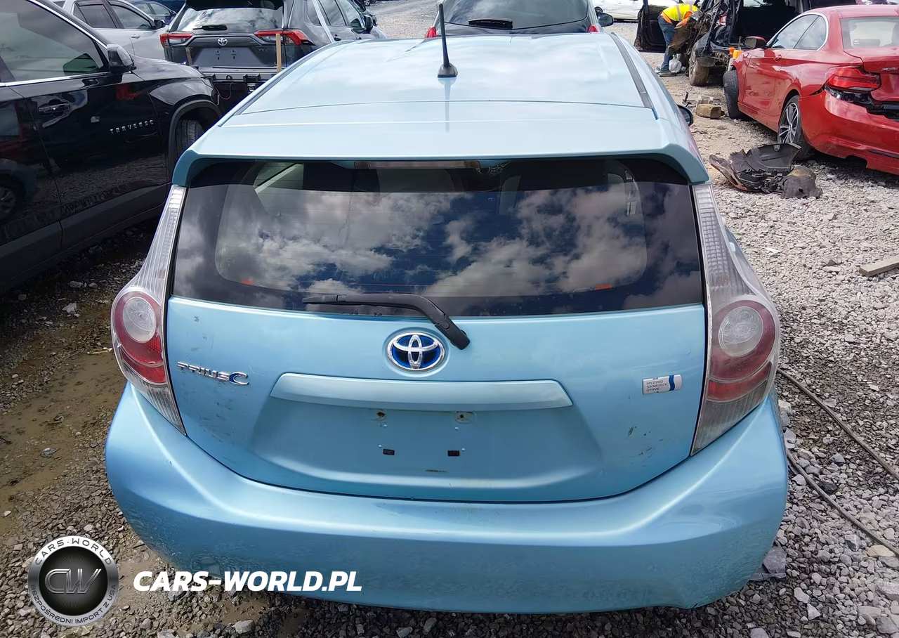 2013 Toyota Prius C One VIN:JTDKDTB36D1058054 - 16