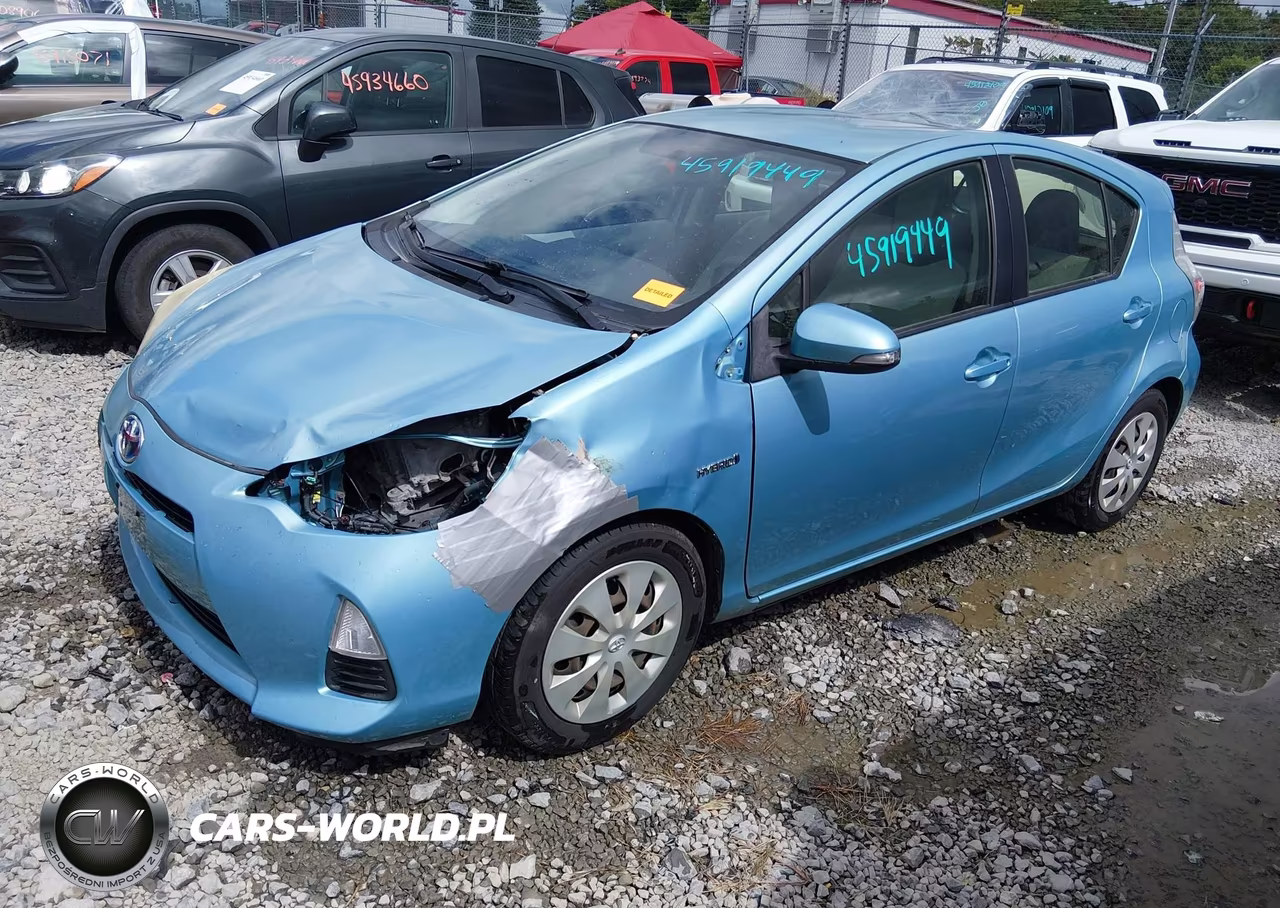 2013 Toyota Prius C One VIN:JTDKDTB36D1058054 - 2