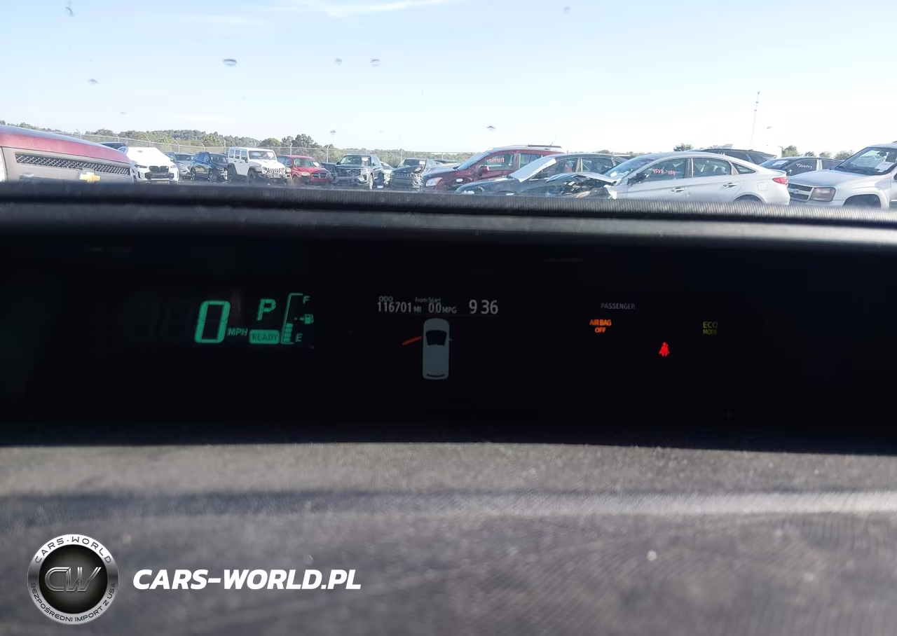 2013 Toyota Prius C One VIN:JTDKDTB36D1058054 - 7
