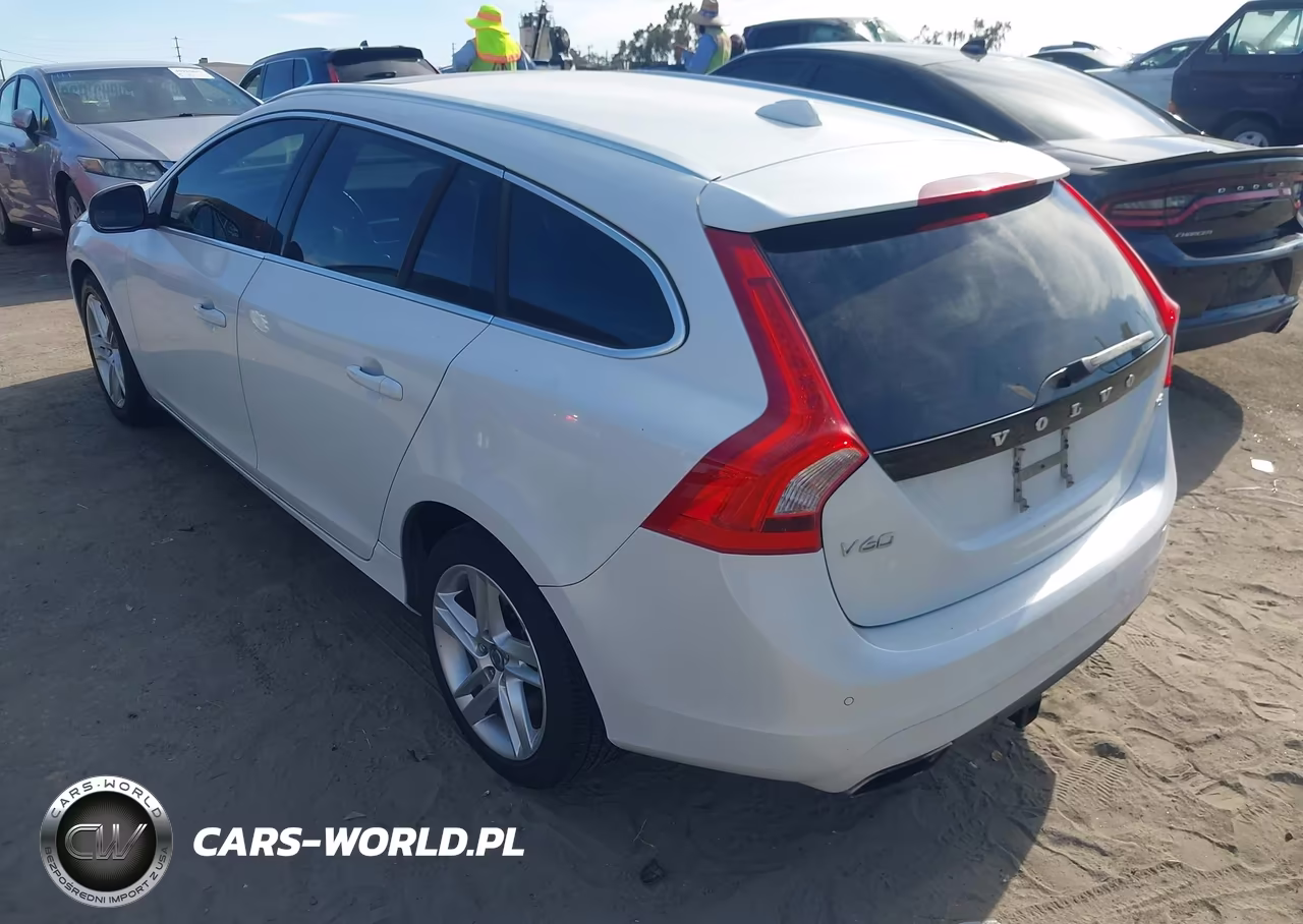 2015 Volvo V60 T5 Premier VIN:YV140MEK3F1242684 - 3