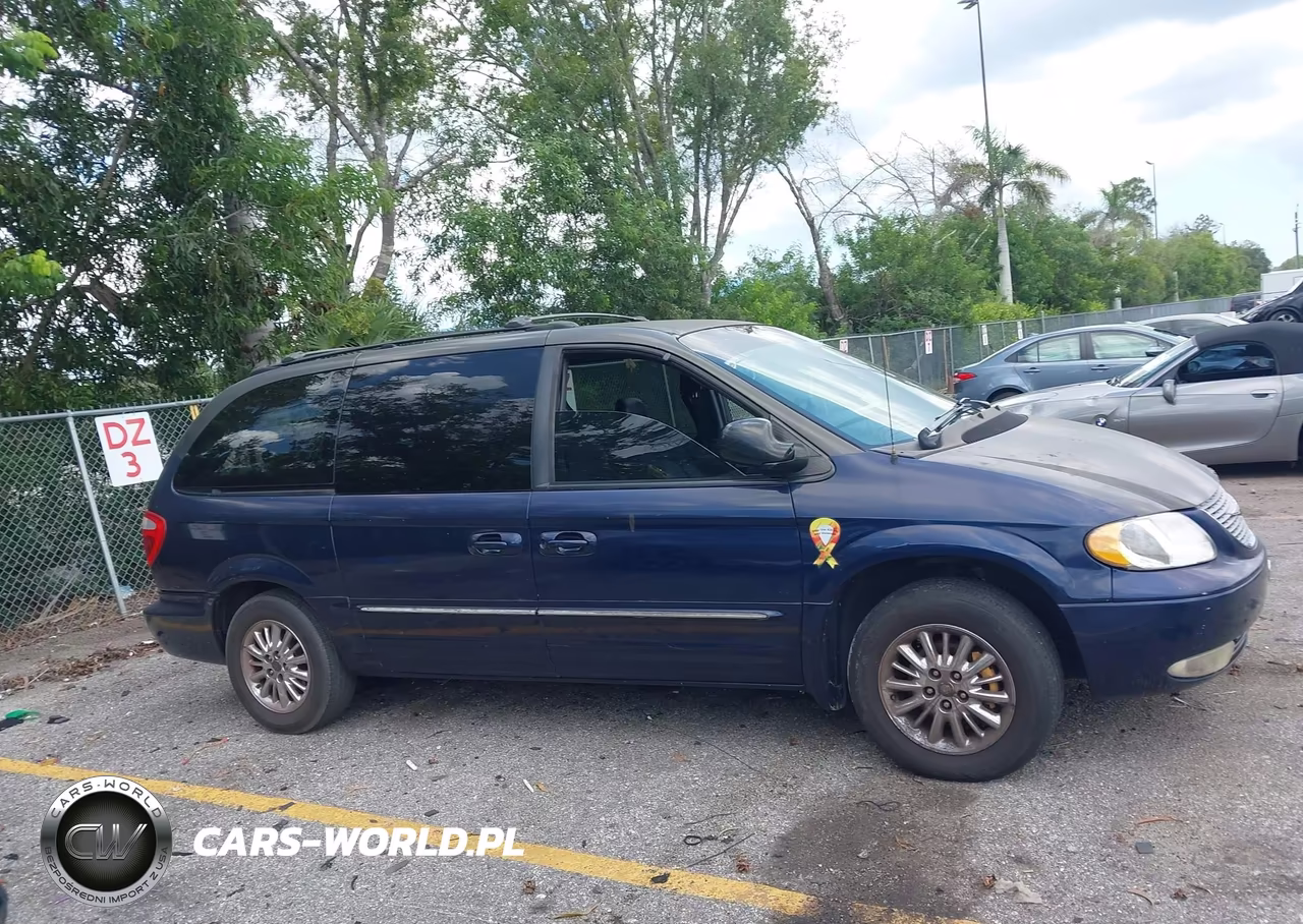 2001 Chrysler Town & Country Limited VIN:2C8GP64L61R240449 - 13