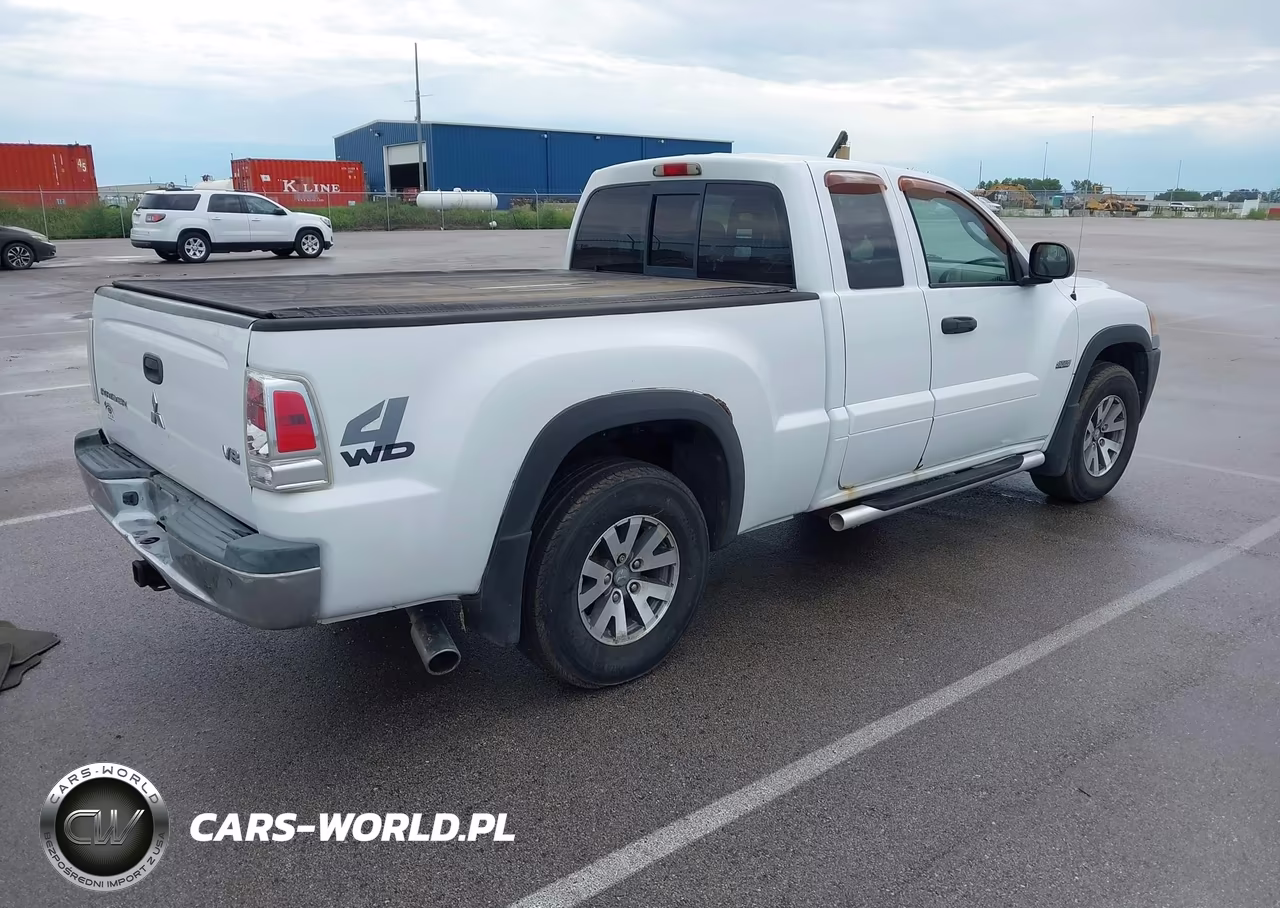 2006 Mitsubishi Raider Duro Cross V8 VIN:1Z7HT32N66S529393 - 4