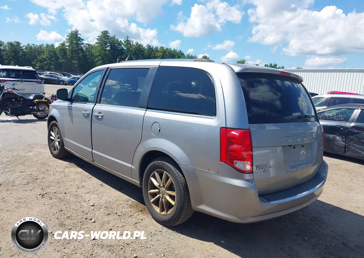 2019 Dodge Grand Caravan Sxt VIN:2C4RDGCG3KR660751 - 3