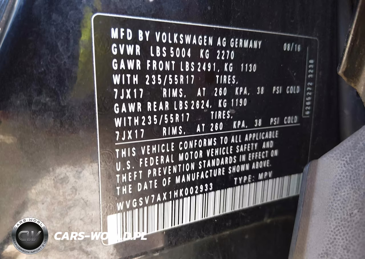 2017 Volkswagen Tiguan 2.0T Wolfsburg Edition VIN:WVGSV7AX1HK002933 - 9