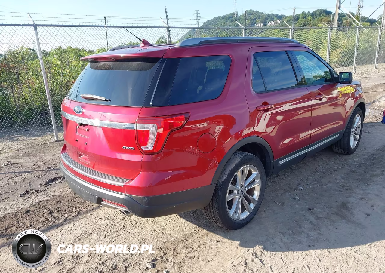2018 Ford Explorer Xlt VIN:1FM5K8D87JGA65222 - 4