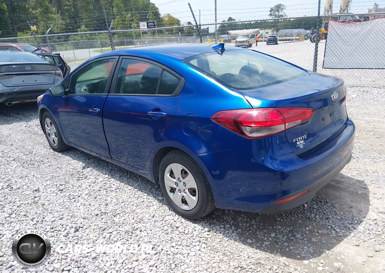 2018 Kia Forte Lx VIN:3KPFK4A78JE275857 - 3