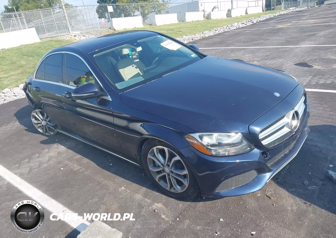 2016 Mercedes-Benz C 300 – zdjęcie 1 z 16