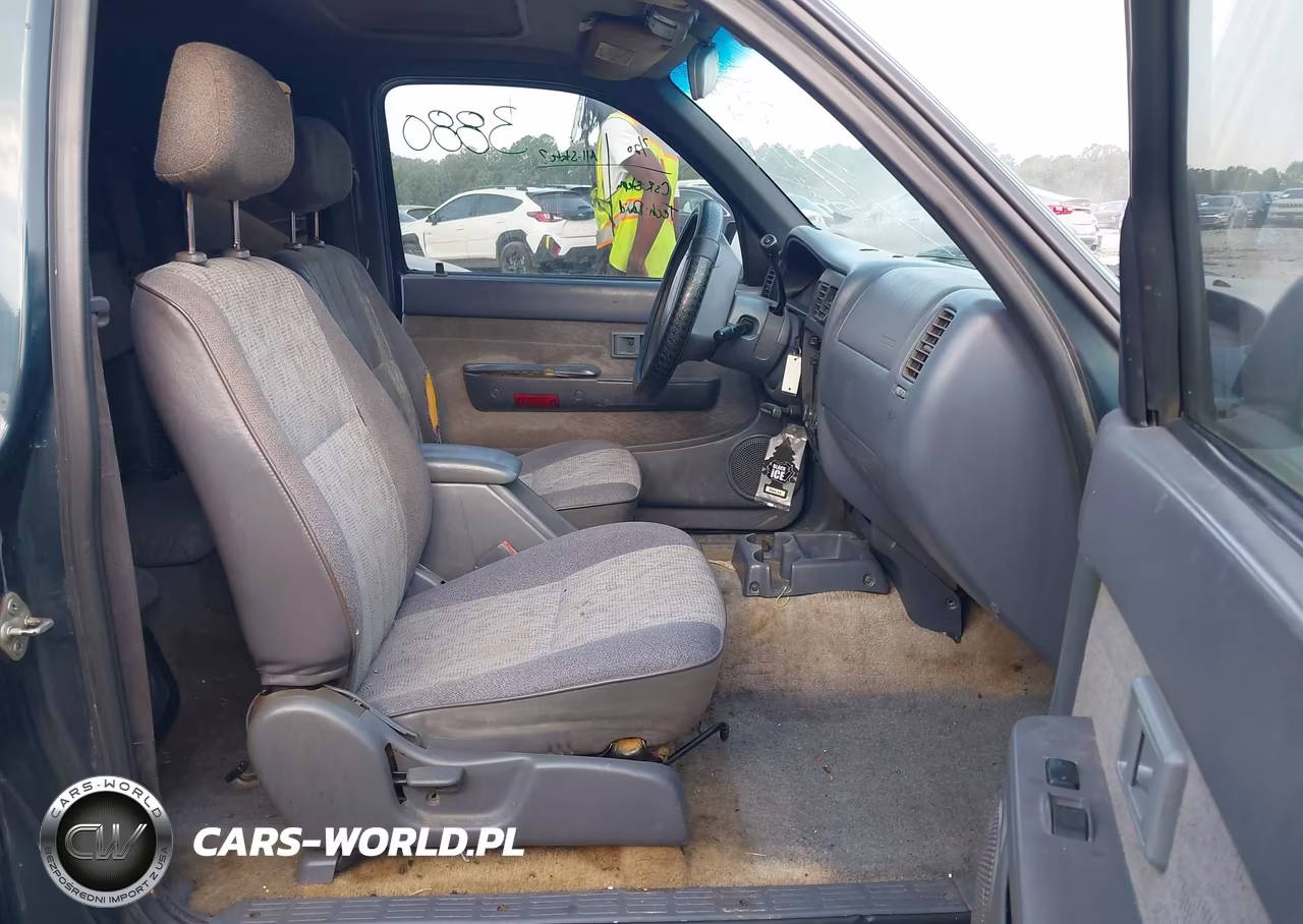 1998 Toyota Tacoma VIN:4TAVL52N7WZ001309 - 5