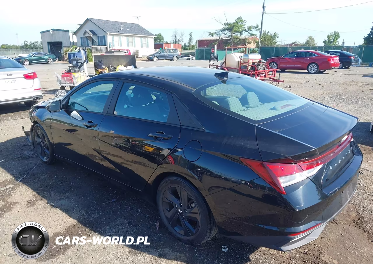 2023 Hyundai Elantra Sel VIN:KMHLM4AG4PU377921 - 3