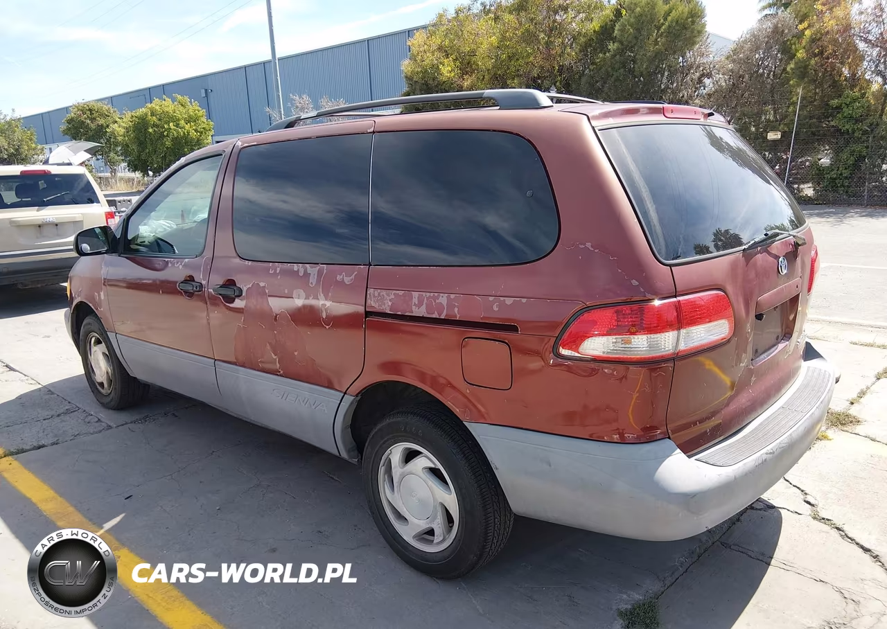 2001 Toyota Sienna Le VIN:4T3ZF13C71U384860 - 3