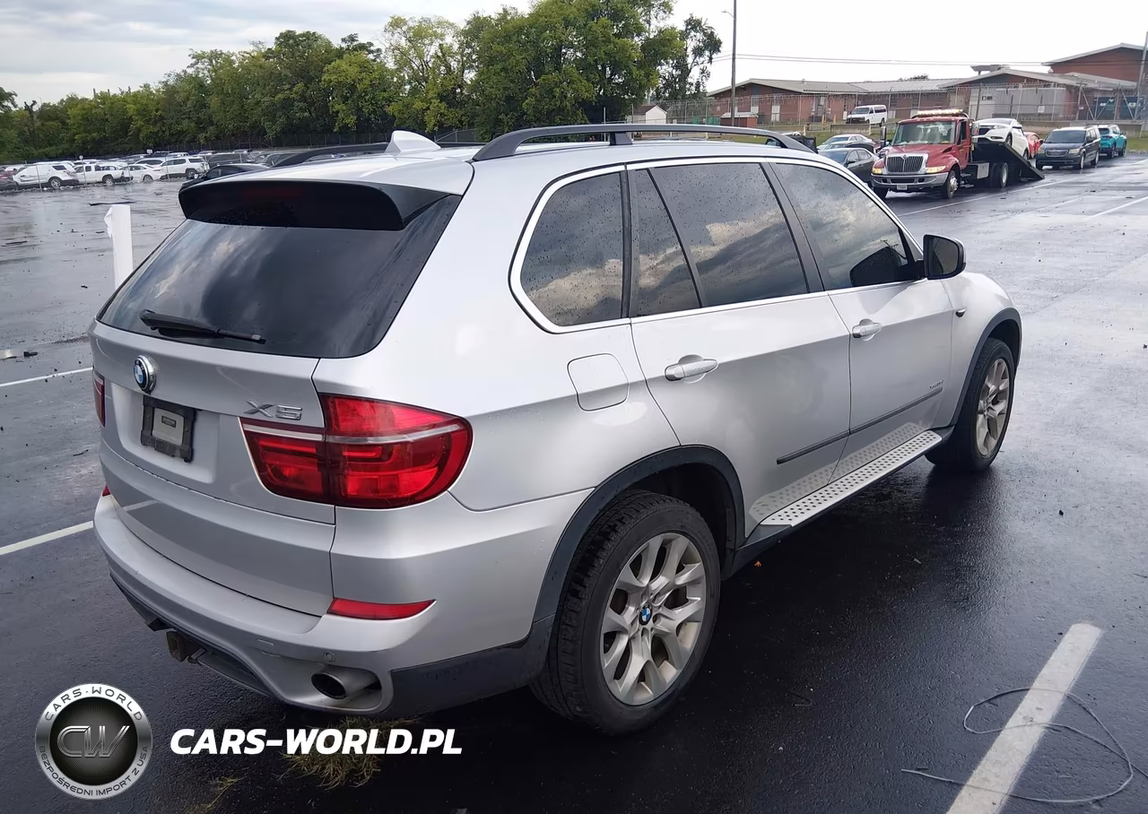2013 BMW X5 xDrive35D VIN:5UXZW0C50D0B90726 - 4