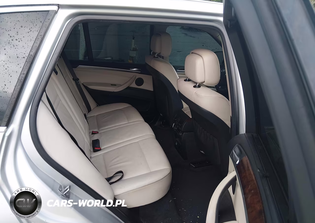 2013 BMW X5 xDrive35D VIN:5UXZW0C50D0B90726 - 8