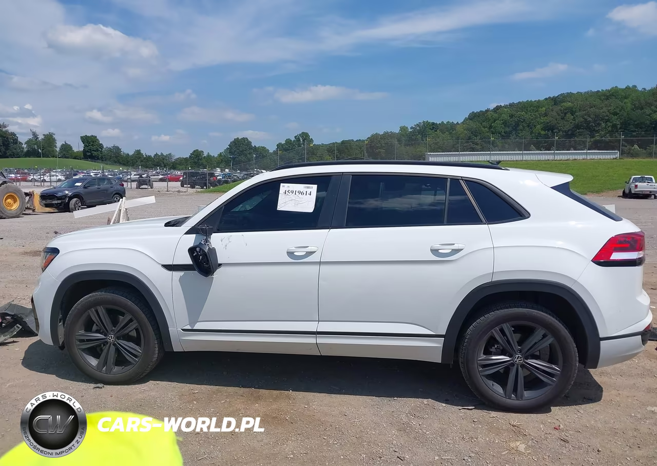 2020 Volkswagen Atlas Cross Sport 3.6L V6 Se W-Technology-3.6L V6 Se W-Technology R-Line VIN:1V26E2CA4LC219489 - 14