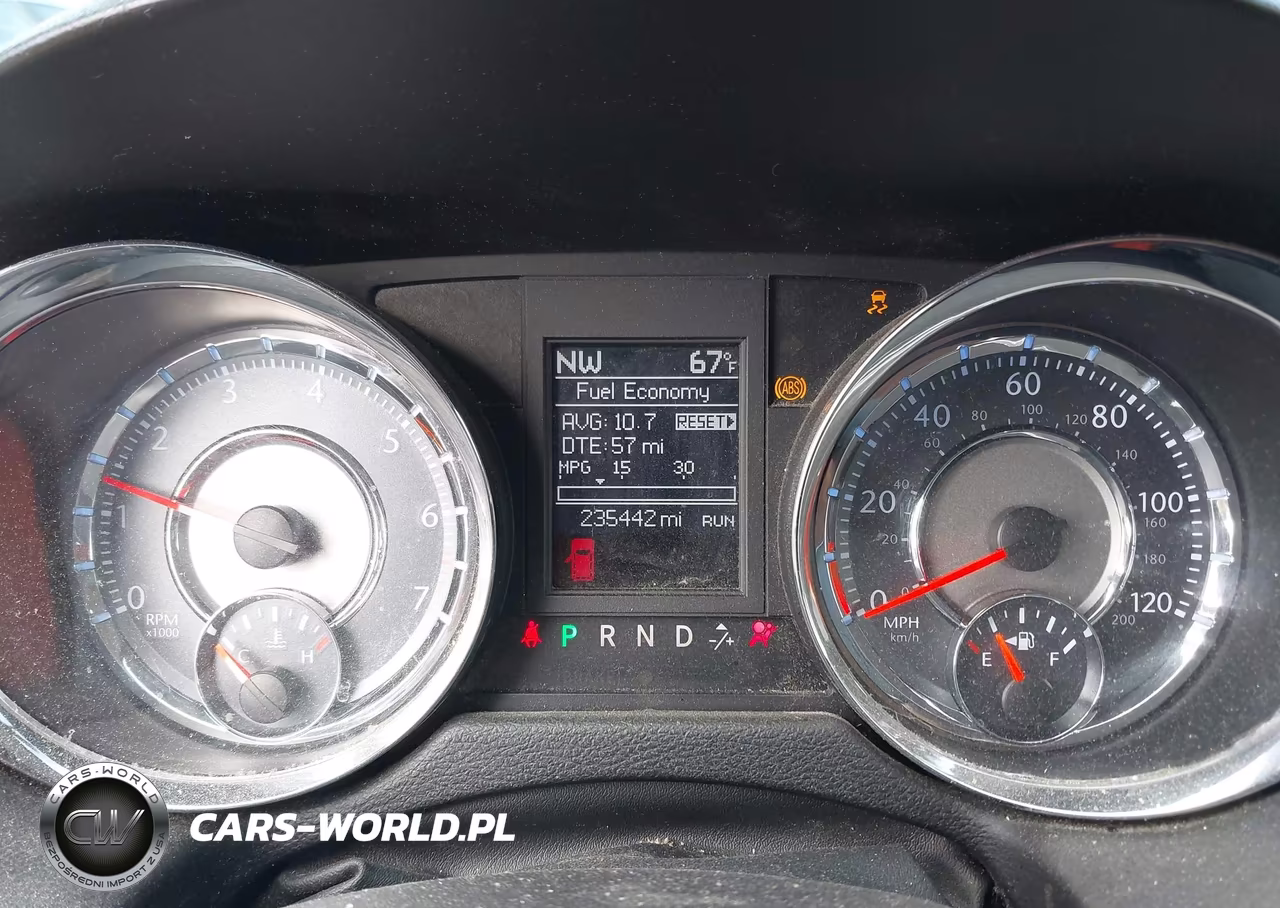 2011 Chrysler Town & Country Touring VIN:2A4RR5DG9BR641443 - 7