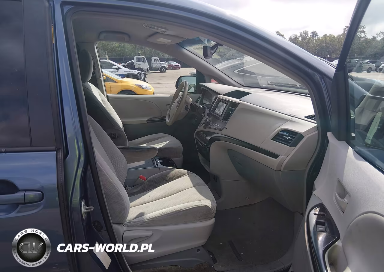 2013 Toyota Sienna Le V6 8 Passenger VIN:5TDKK3DC9DS355888 - 5