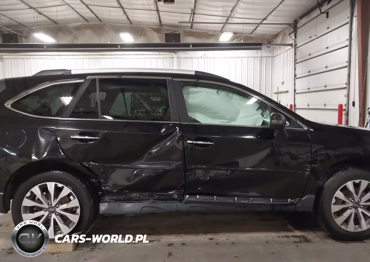 2017 Subaru Outback 2.5I Touring VIN:4S4BSATC1H3361581 - 6