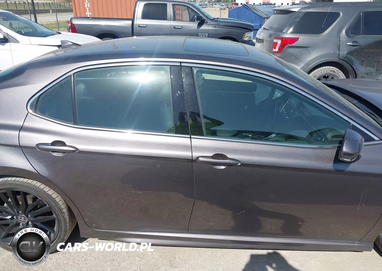 2023 Toyota Camry Xse Hybrid VIN:4T1K31AK5PU619763 - 13