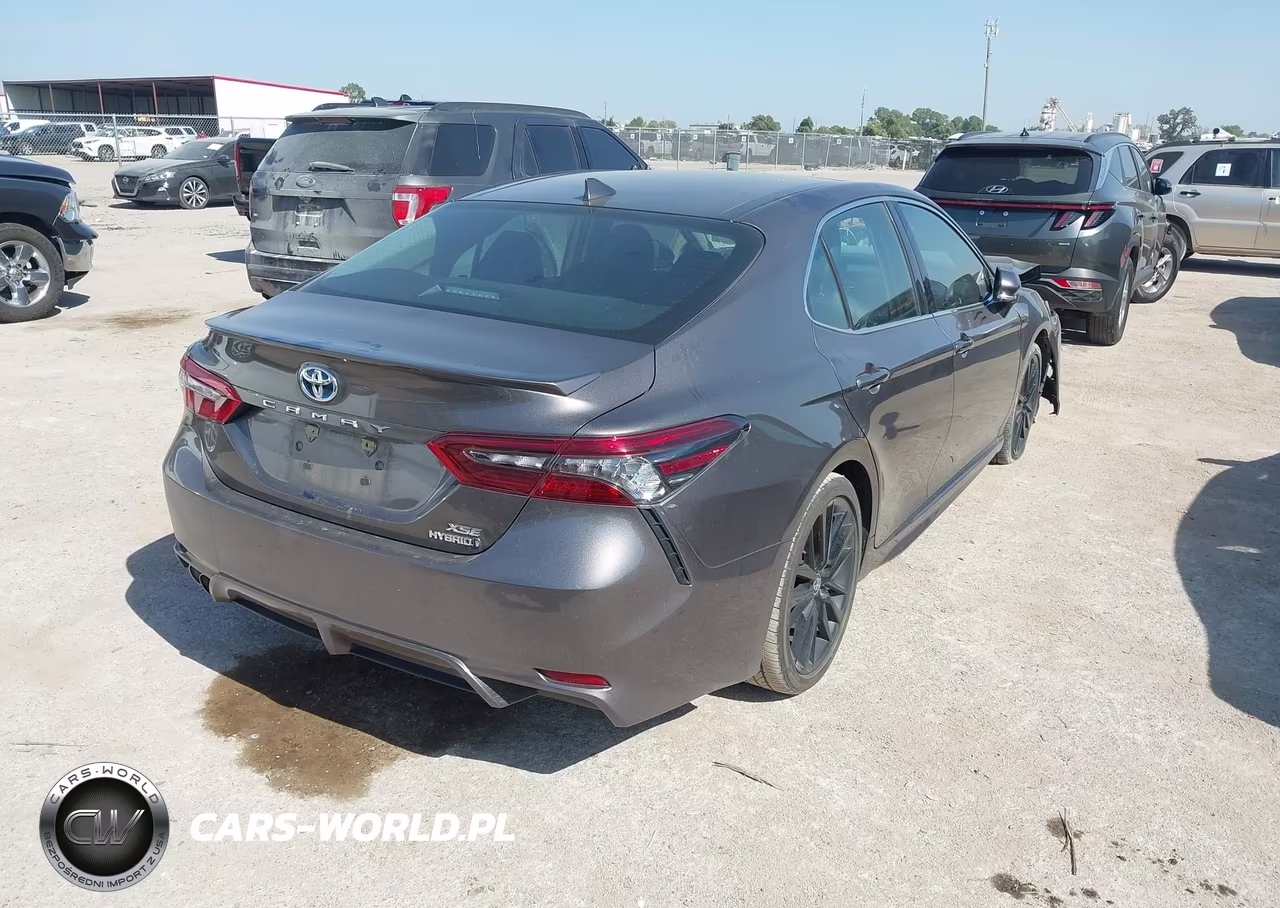 2023 Toyota Camry Xse Hybrid VIN:4T1K31AK5PU619763 - 4