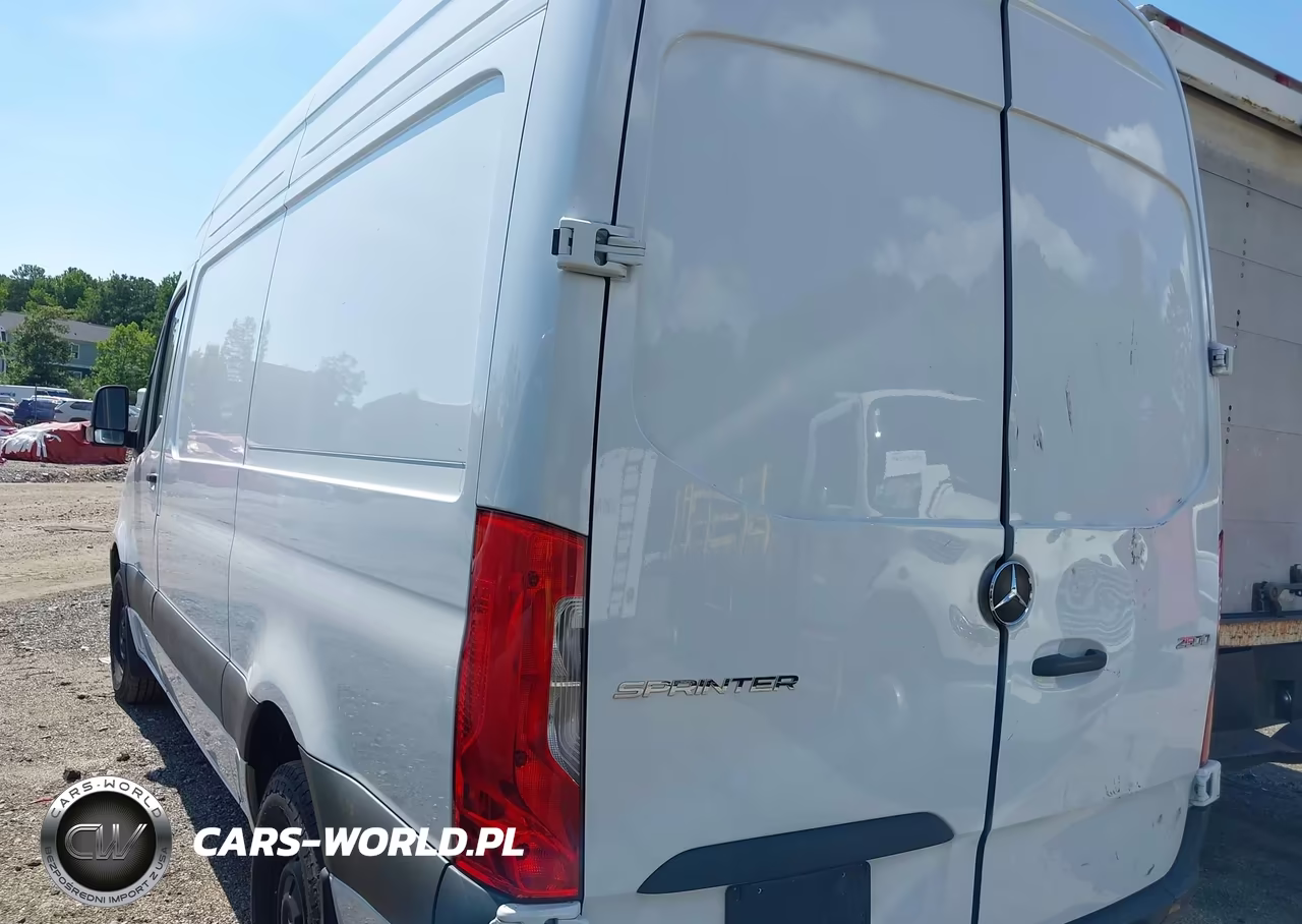 2025 Mercedes-Benz Sprinter 2500 Standard Roof 4-Cyl Diesel VIN:W1Y4KBHY0ST202383 - 3