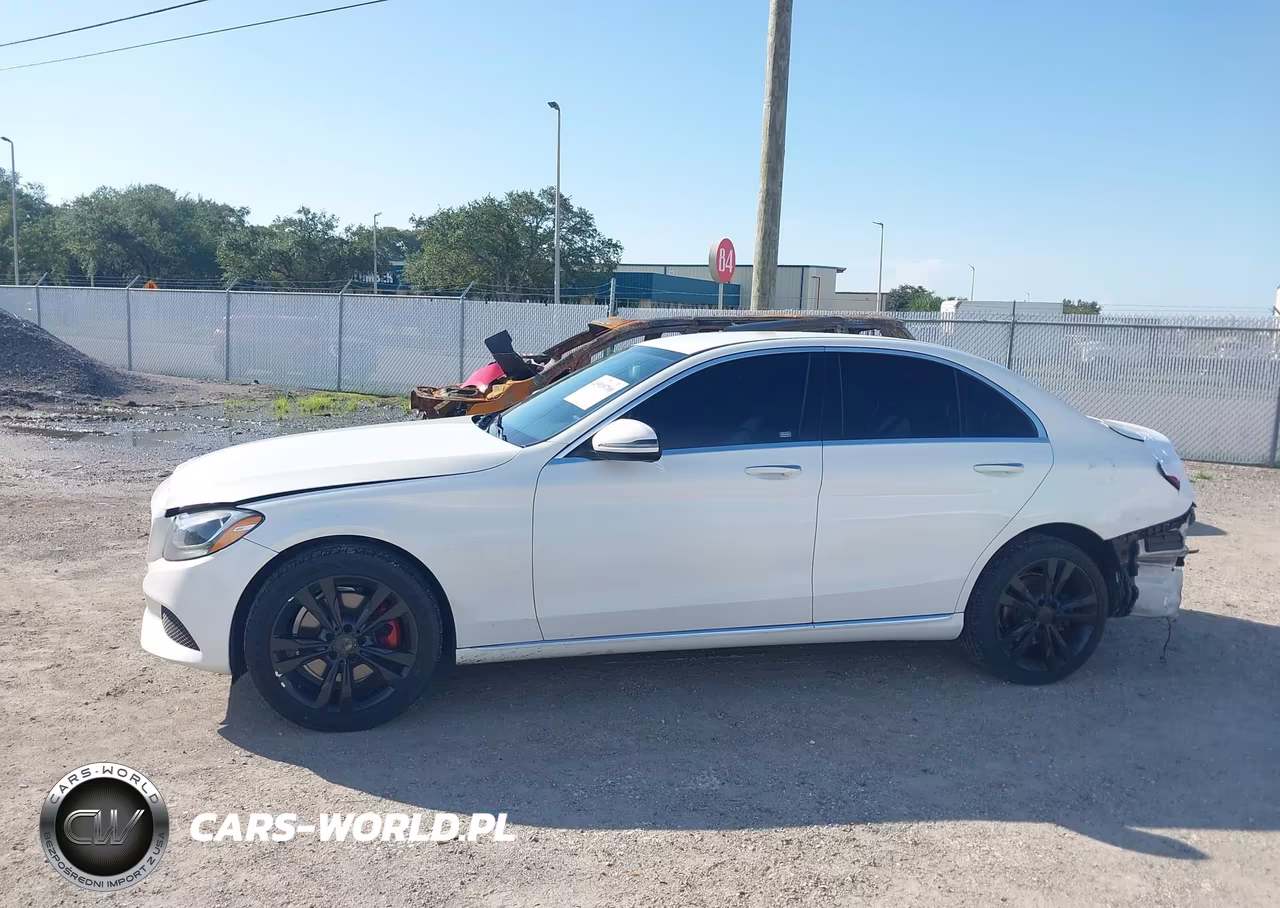 2016 Mercedes-Benz C 300 4Matic VIN:55SWF4KB5GU166703 - 14