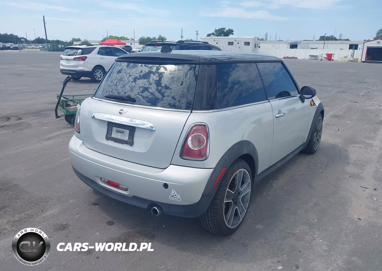 2012 Mini Cooper VIN:WMWSU3C56CT369063 - 4