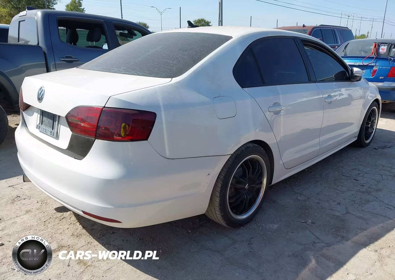 2011 Volkswagen Jetta 2.5L Se VIN:3VWDX7AJ1BM348920 - 4