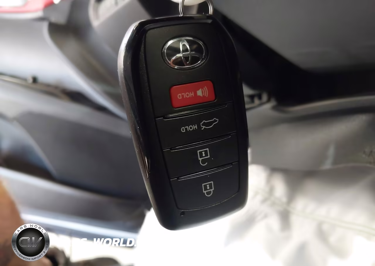 2026 Toyota Camry Xse VIN:4T1DAACK2TU739865 - 11