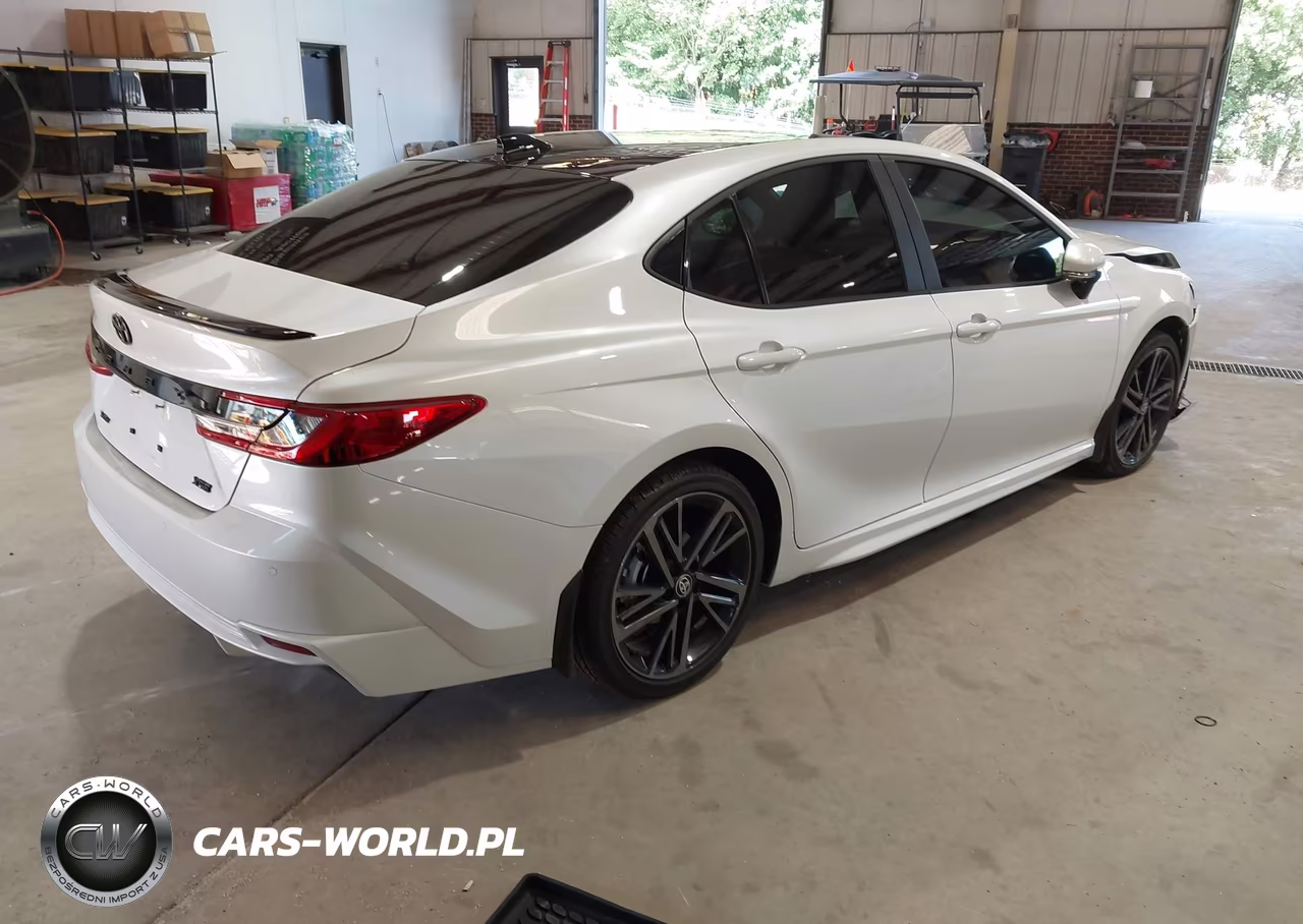 2026 Toyota Camry Xse VIN:4T1DAACK2TU739865 - 4