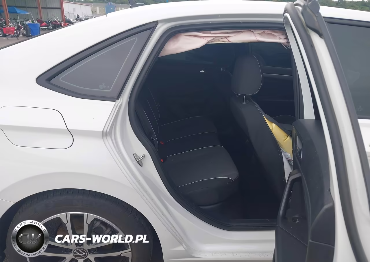 2025 Volkswagen Jetta 1.5T Sport VIN:3VWBX7BU8SM051241 - 8
