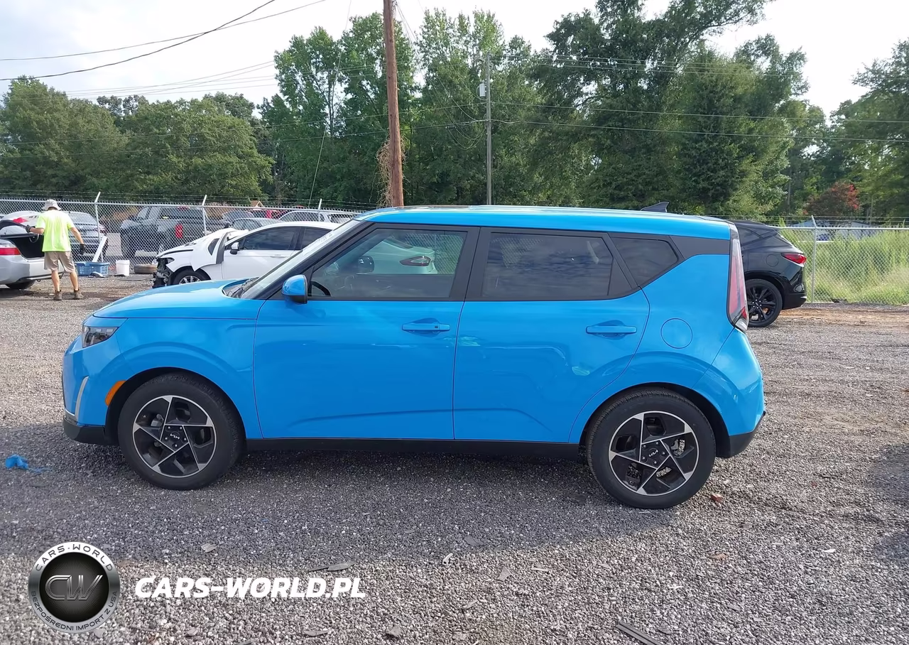 2024 Kia Soul Ex VIN:KNDJ33AU7R7224952 - 15