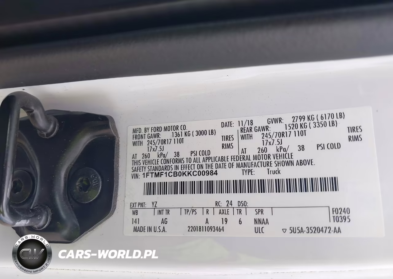 2019 Ford F-150 Xl VIN:1FTMF1CB0KKC00984 - 9