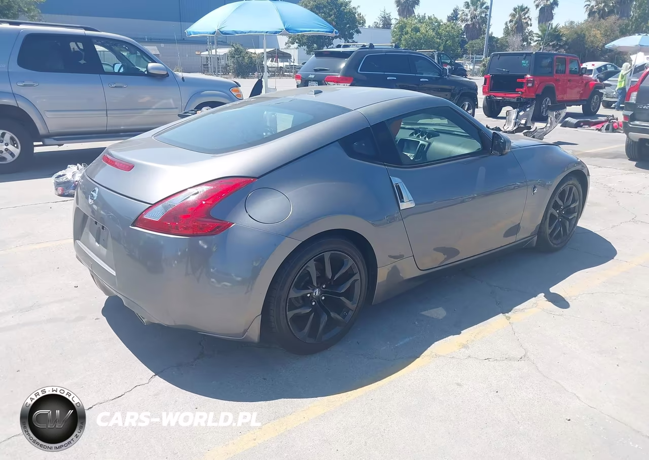 2015 Nissan 370Z Touring VIN:JN1AZ4EH9FM443235 - 4