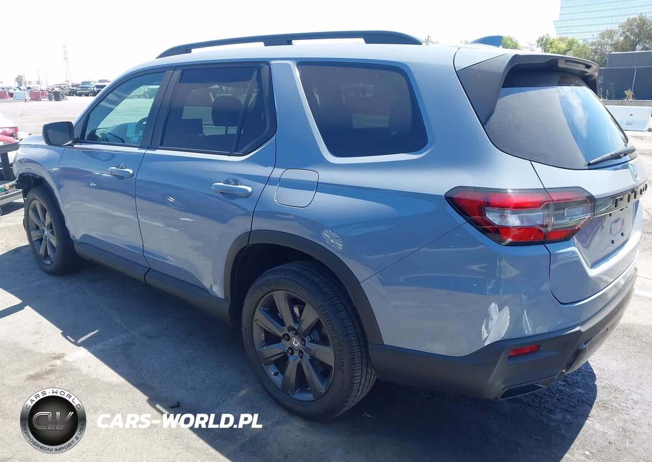 2026 Honda Pilot Sport VIN:5FNYG2H33TB002503 - 3