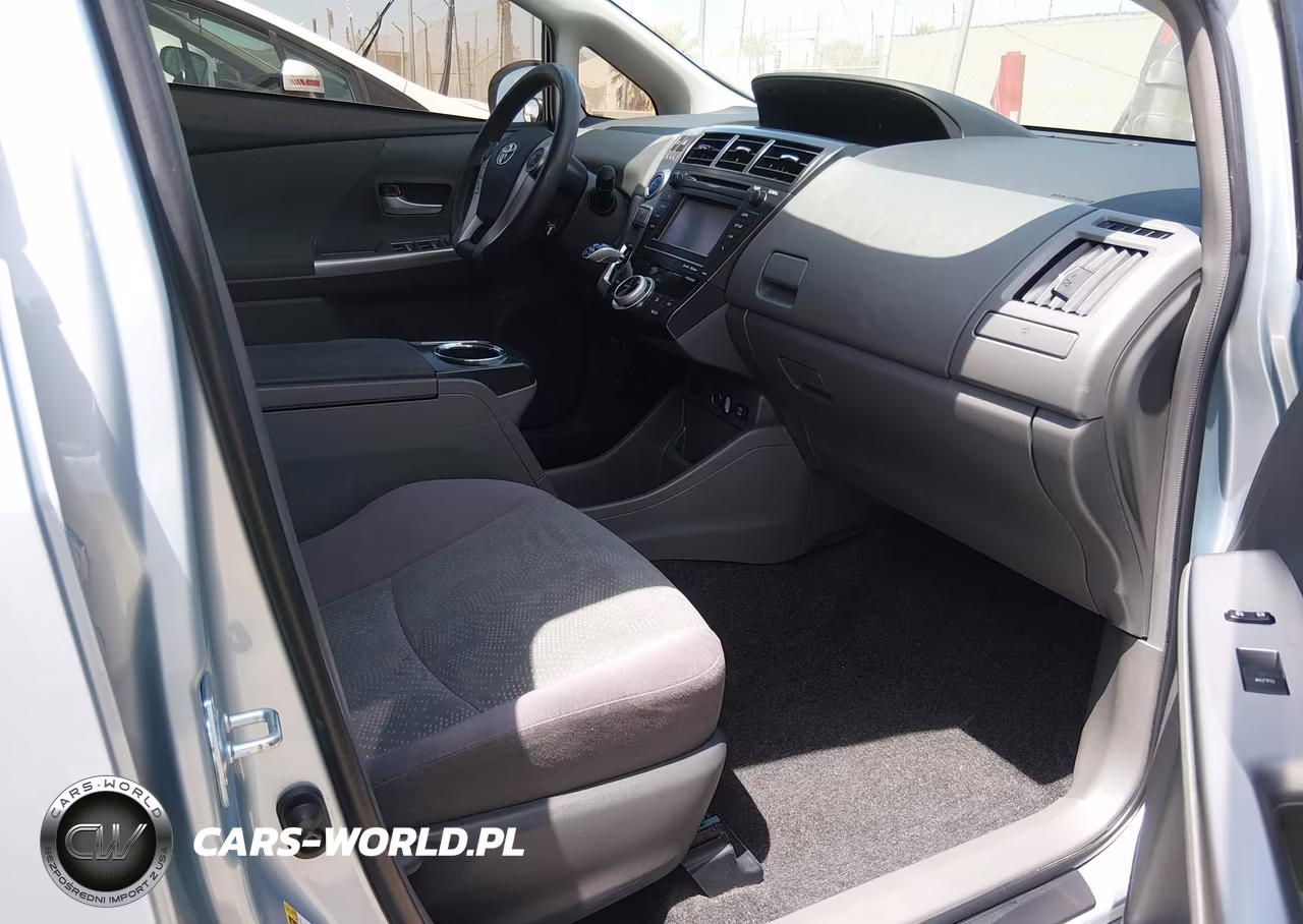 2012 Toyota Prius V Three VIN:JTDZN3EU6C3133841 - 5