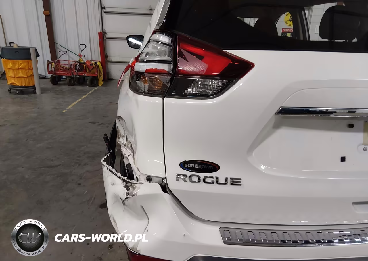 2017 Nissan Rogue S VIN:JN8AT2MV4HW007415 - 18