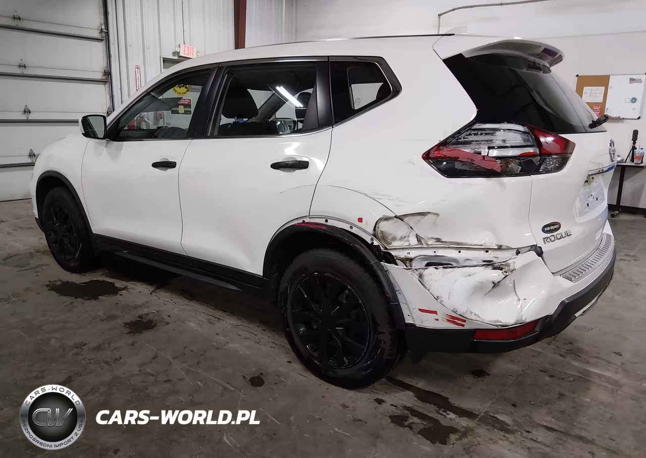2017 Nissan Rogue S VIN:JN8AT2MV4HW007415 - 3