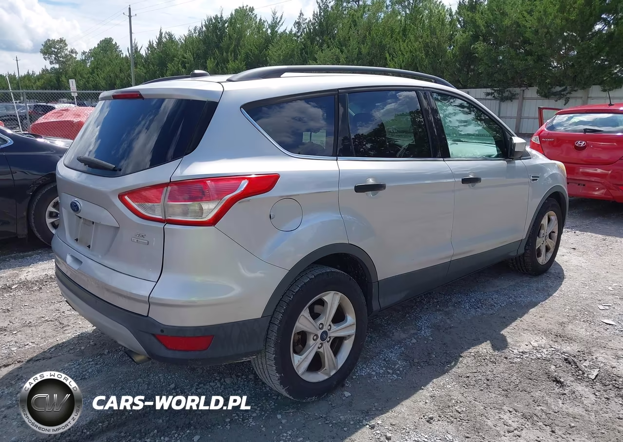 2015 Ford Escape Se VIN:1FMCU9GX8FUA02942 - 4