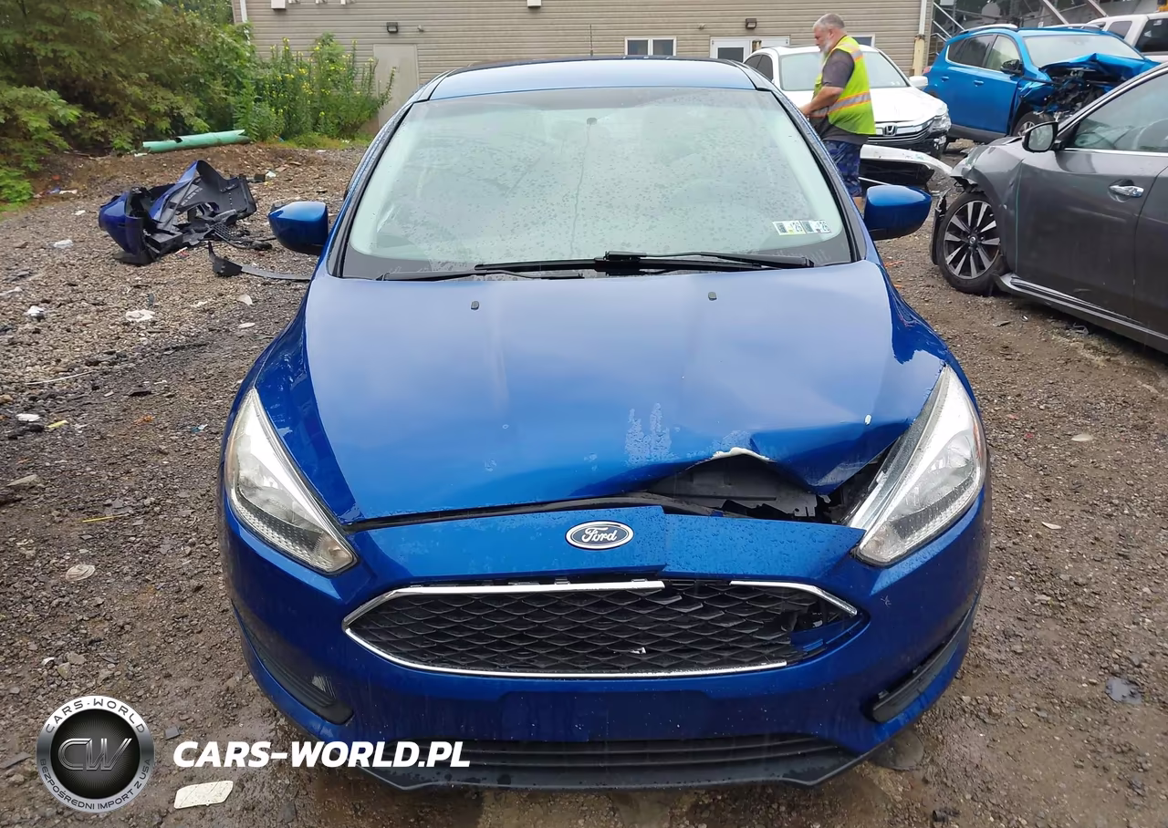 2018 Ford Focus Se VIN:1FADP3F27JL285938 - 12